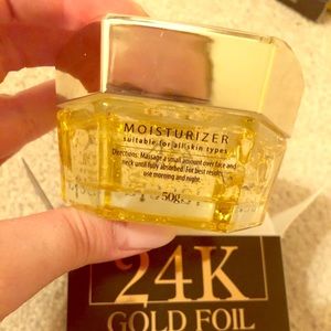Faccia 24k Gold Foil Moisturizer Free 🎁 Luxury